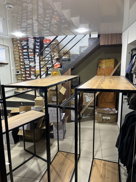 Стойки для одежды