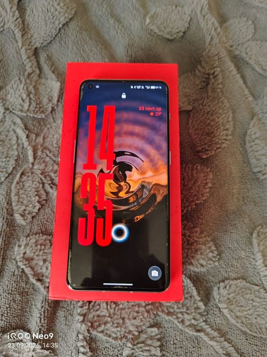 Продам телефон OnePlus 10 pro