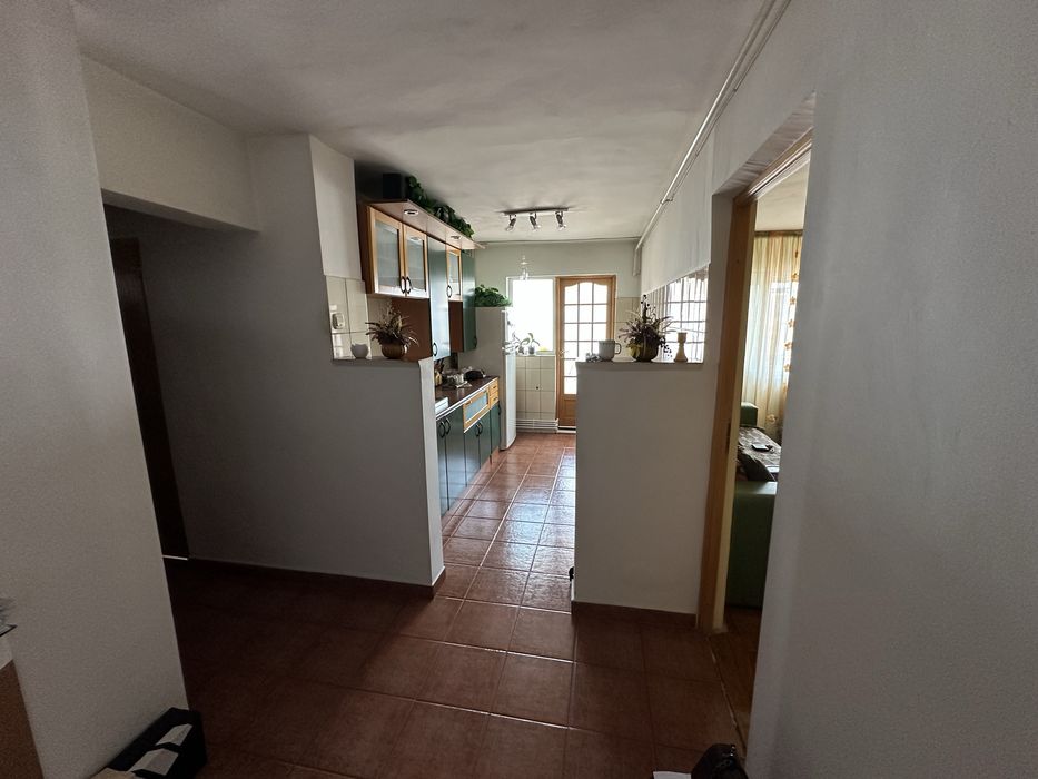 Apartament 3 CAMERE decomandat, 72 mp