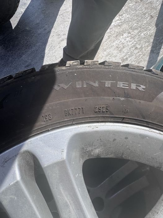 Vand jante cu cauciucuri