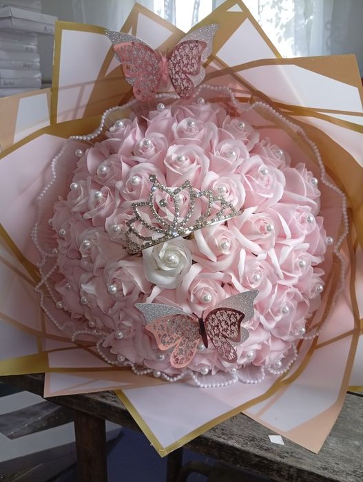 Buchet de trandafiri roz