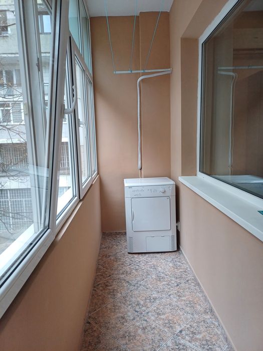 Дава се под наем Тристаен апартамент в Русе, Търговия на едро - 95 кв.м за 510 € - Снимка #14