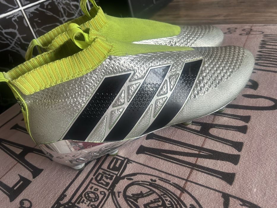 Футболни бутонки, обувки Адидас номер 48