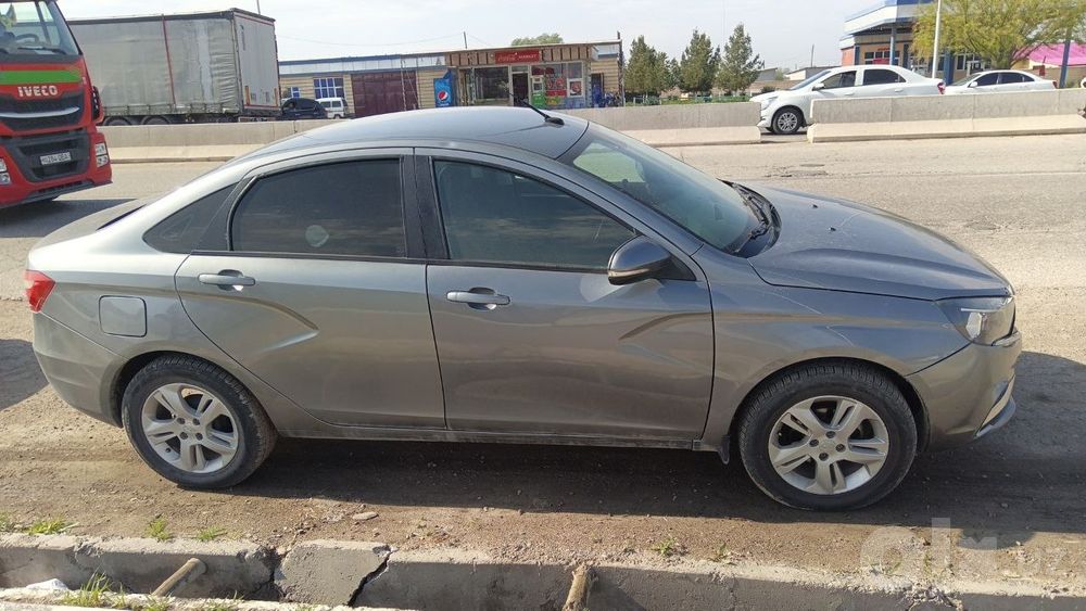 Lada vesta srochno prodam