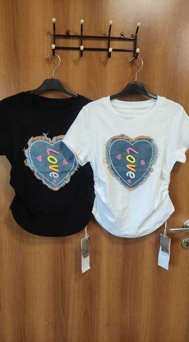 Дамски ,готини тениски