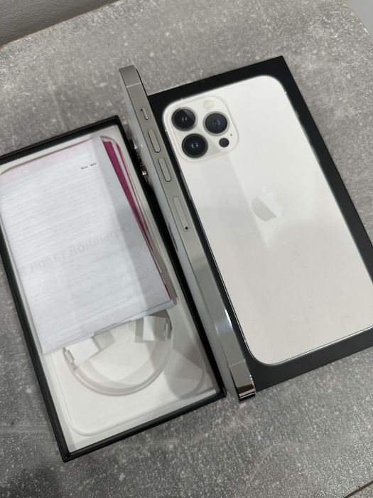 Продам iPhone 13 Pro Max