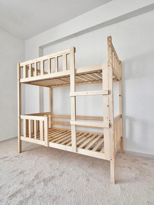 Монтесори легла