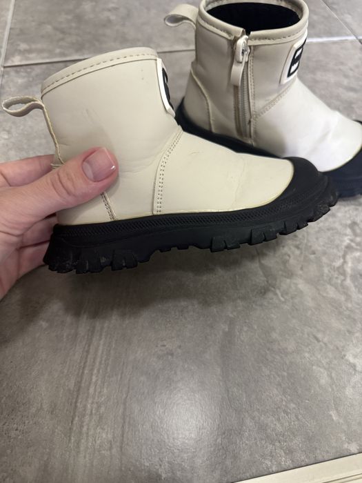 Резиновые сапоги на девочку