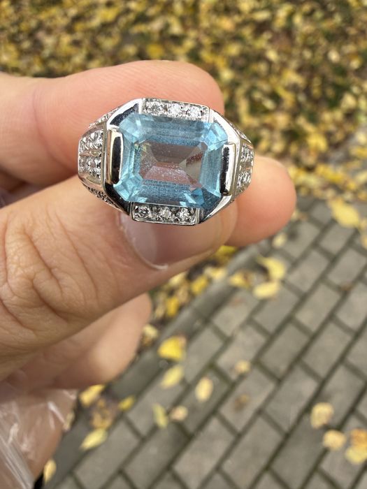 Inel aur 18 k acvamarin  natural de  Brazilia si diamante naturale
