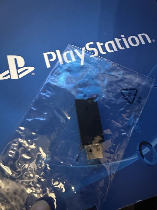 playstation 4 + jocuri + suport + plus casti playstation