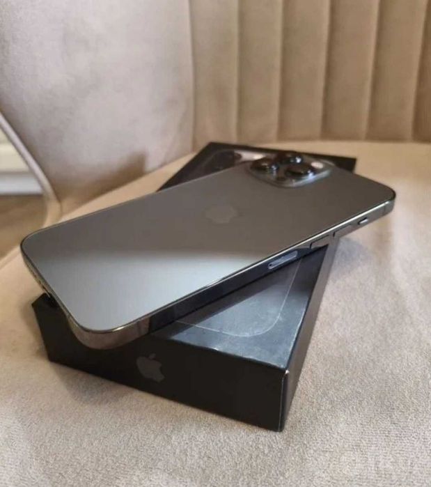 IPhone 13 Pro Max Ideal holatda.