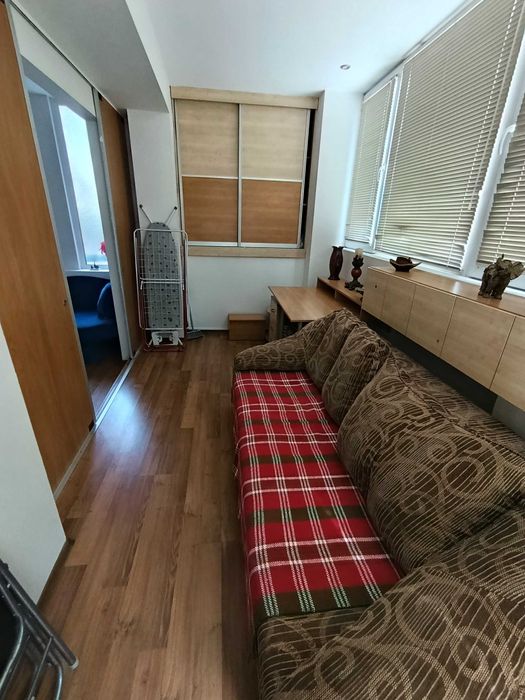 Дава се под наем Тристаен апартамент в Варна, Базар Левски - 70 кв.м за 510 € - Снимка #5