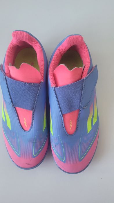 Ghete fotbal Adidas F50