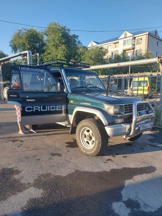 Тайота Прадо 78.