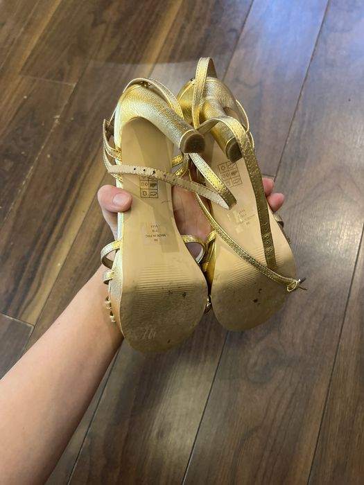 Sandale cu toc Guess