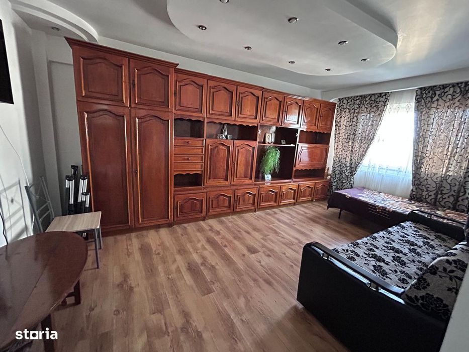 2 camere Catedrala