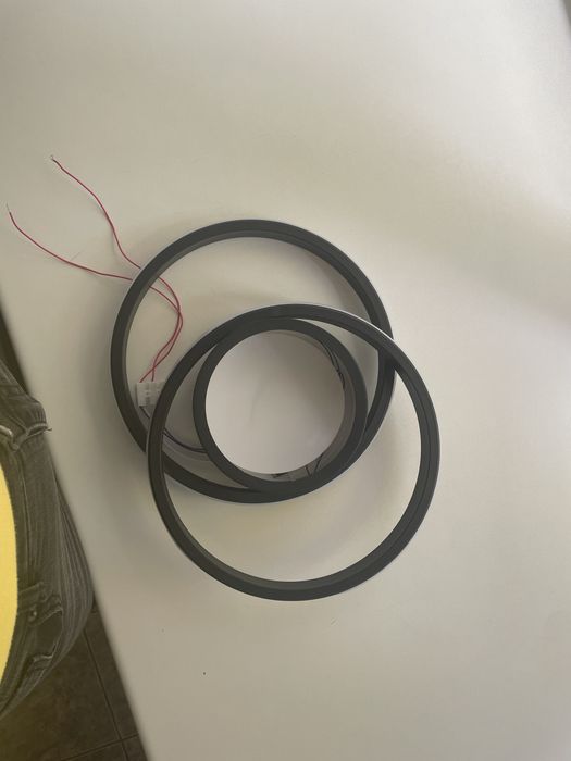 Потолочный светильник продам!