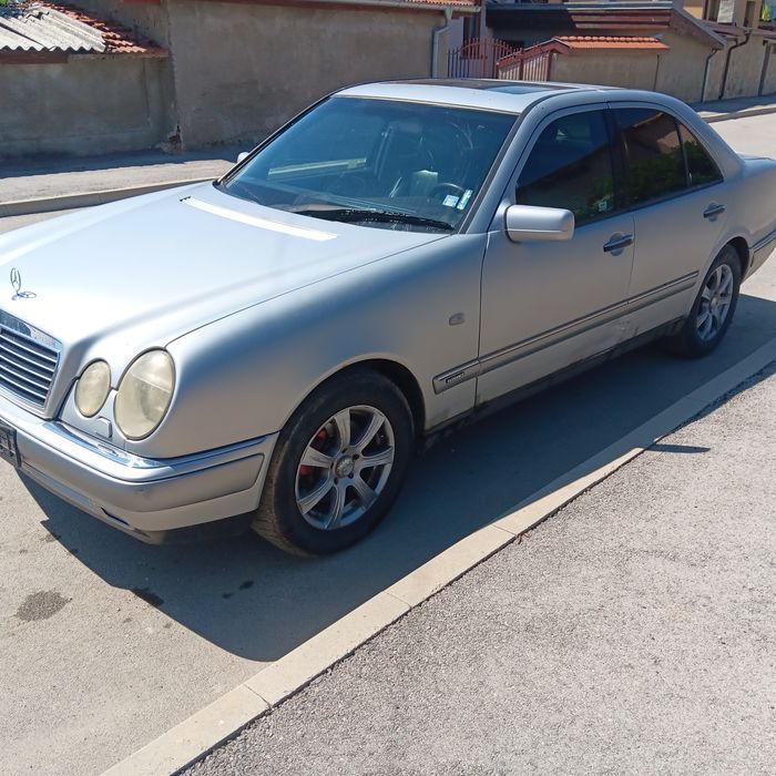 Mercedes W210 E280 4 Matic  на части!