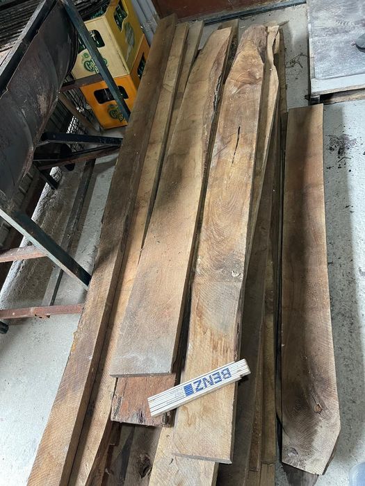 Scandura ,nuc si stejar de 22 de ani