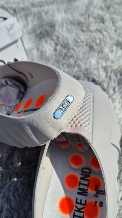 Slapi Nike Mind 001 Silver Gray 44