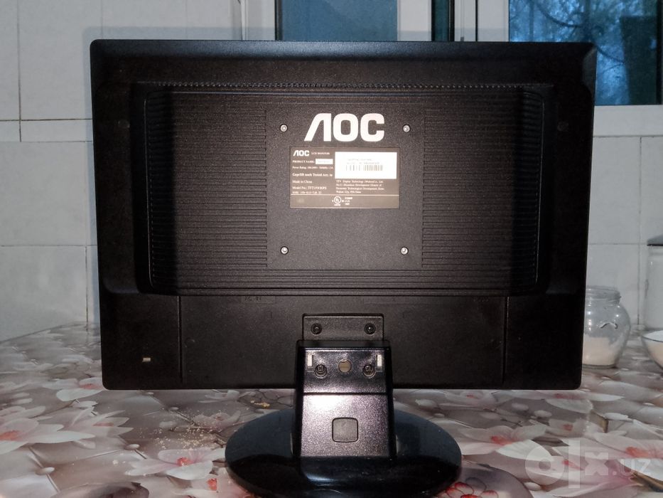 продам Старый Монитор AOC