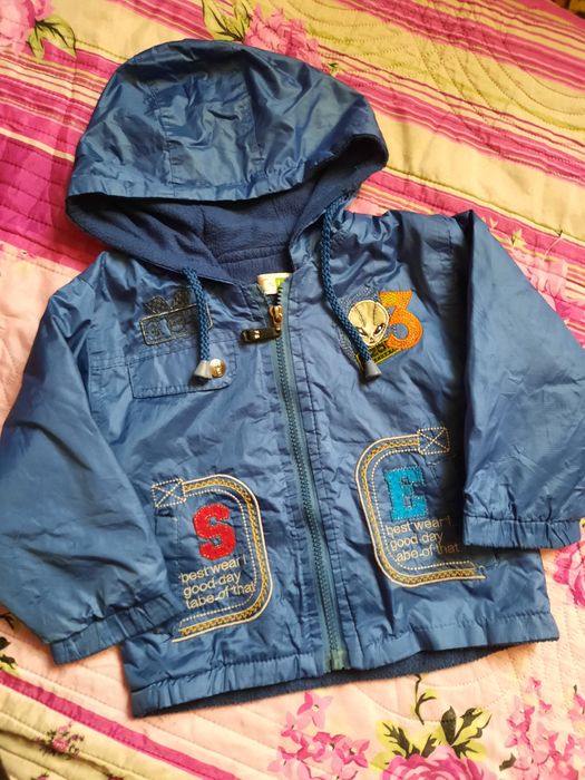 Продам детские куртки