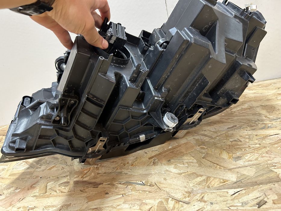 Far faruri bmw G20 G21 seria 3 full led adaptiv  2019-2022