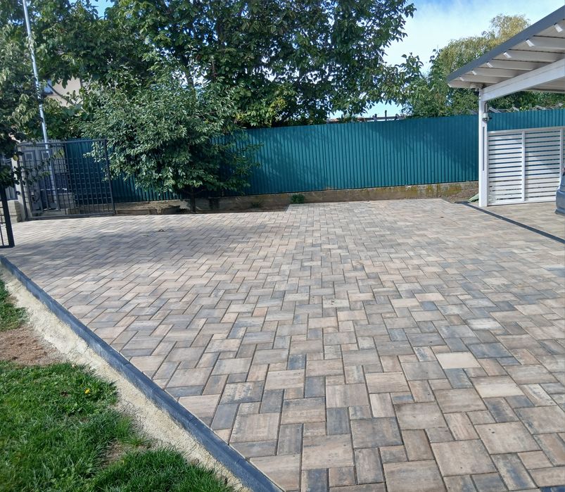 Pavele bordura montaj