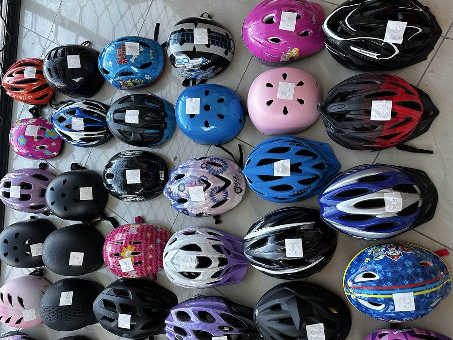 Каска за колело различни модели