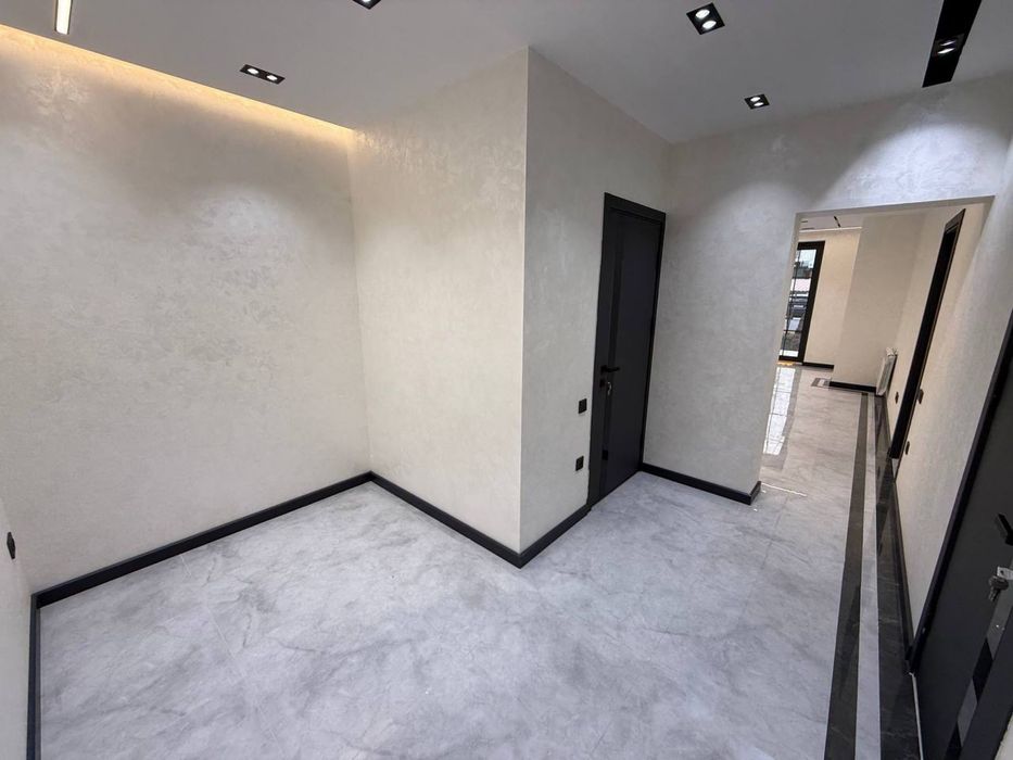Аренда под офис 82кв.м ор:Piramit Tower