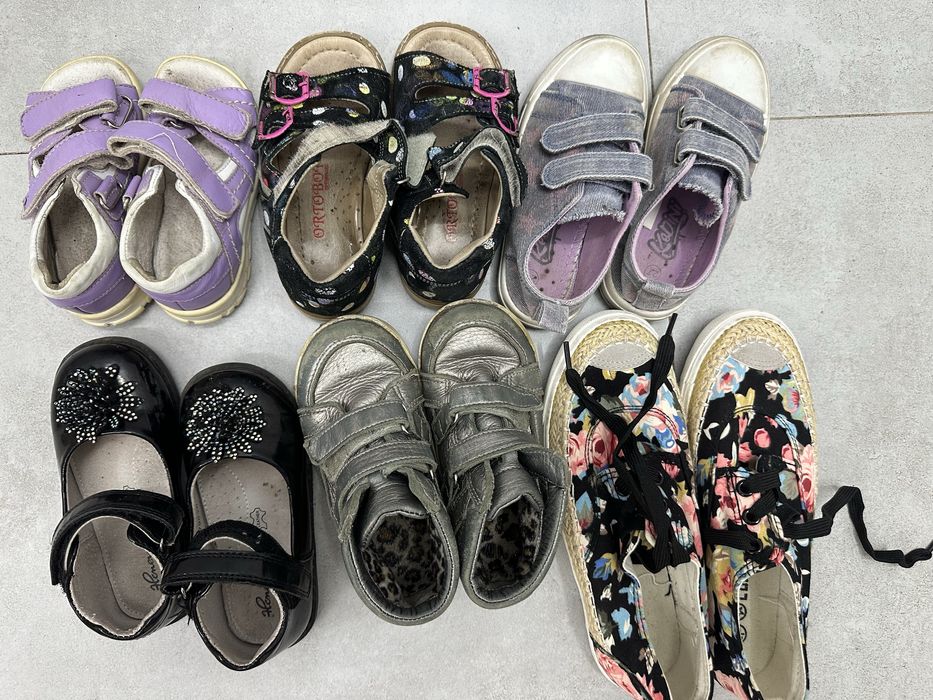 Детская обувь (отдам даром)