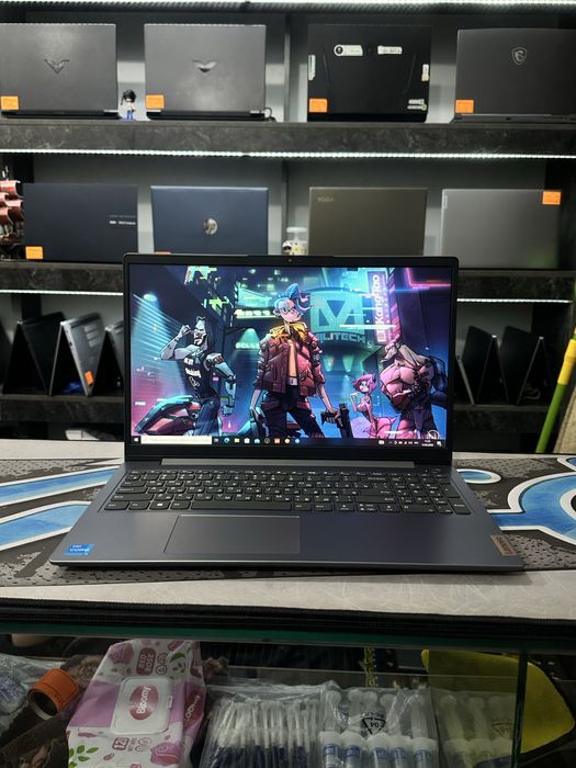 Офисный ноутбук Lenovo Ideapad 3 Intel core i3-1215U