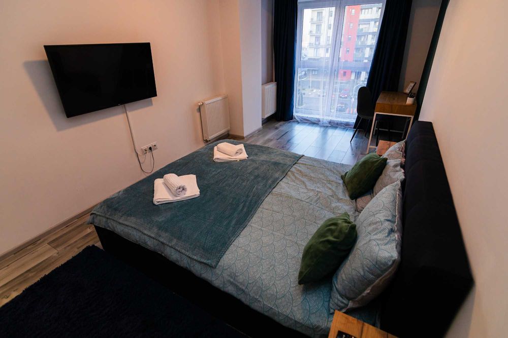 Apartament Modern 2 Camere + Parcare & Boxă – Zona Coresi, Tractorul