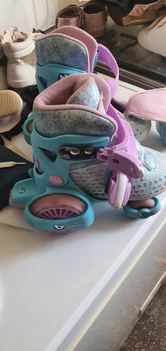 Обувки за момиче и сандали