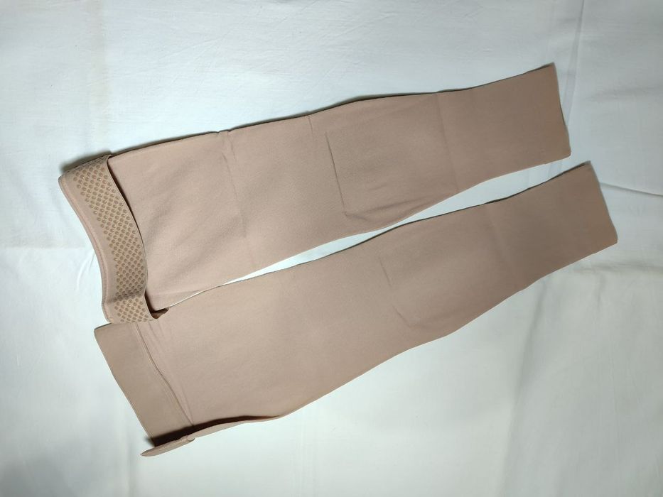 Продаются клмпрессионные чулки II класс