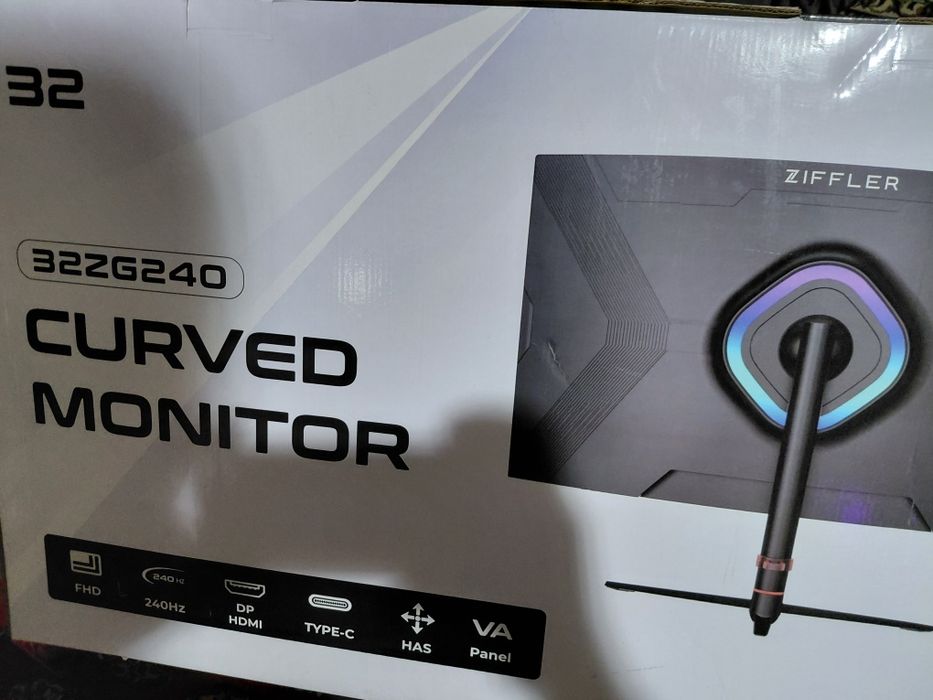 32"Манитор сотилади Ziffler  curved