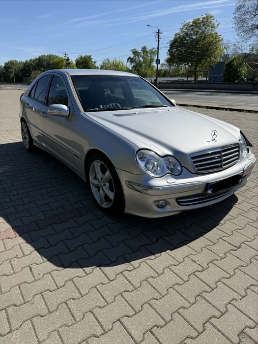 Dezmembrez Mercedes C270 CDI W203 Facelift