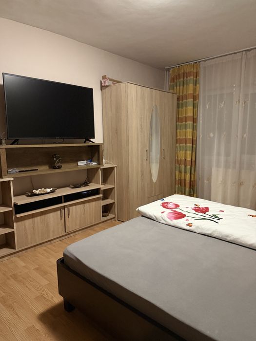 Vând apartament cu o cameră garsoniera D , etaj 1
