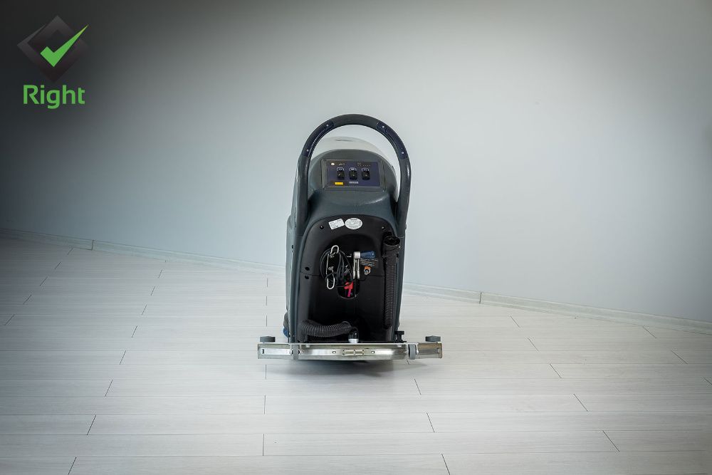 Машина за почистване на под на батерии - NILFISK SC 430