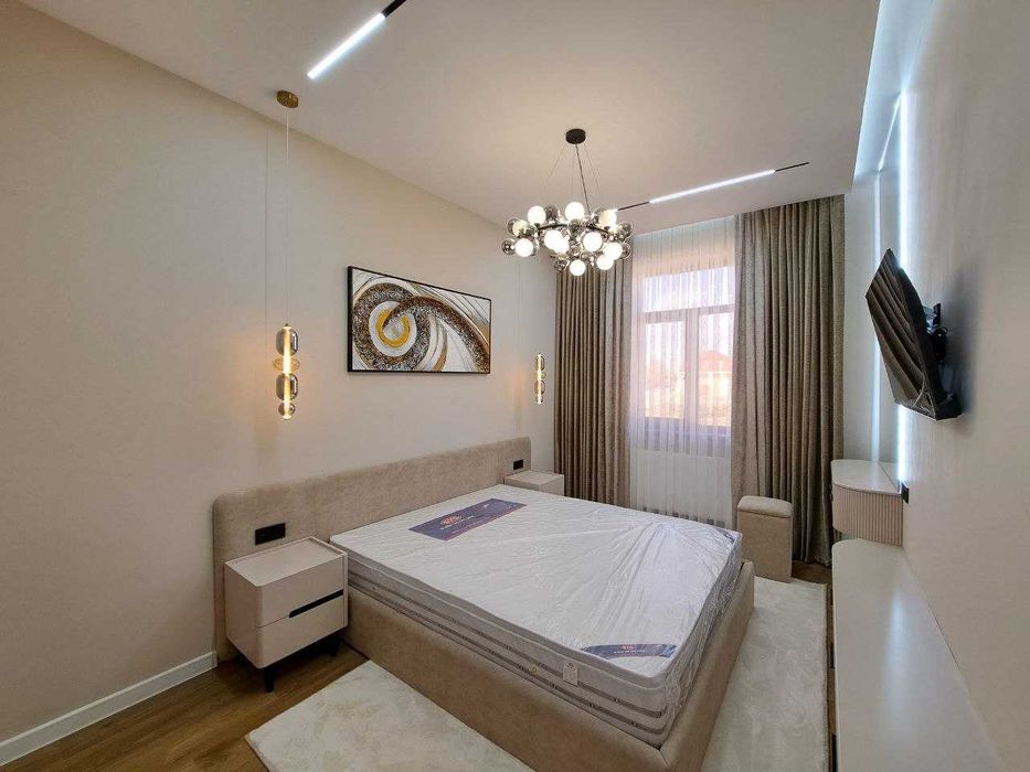 3х комнатная ЛЮКС квартира 110кв/м на 3 этаже, Гелион