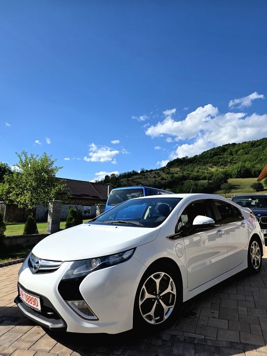 Opel Ampera Plug-in Hybrid