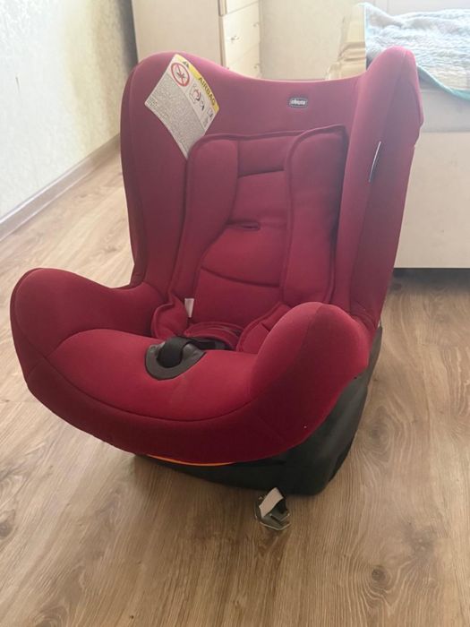 Автокресло от бренда Chicco