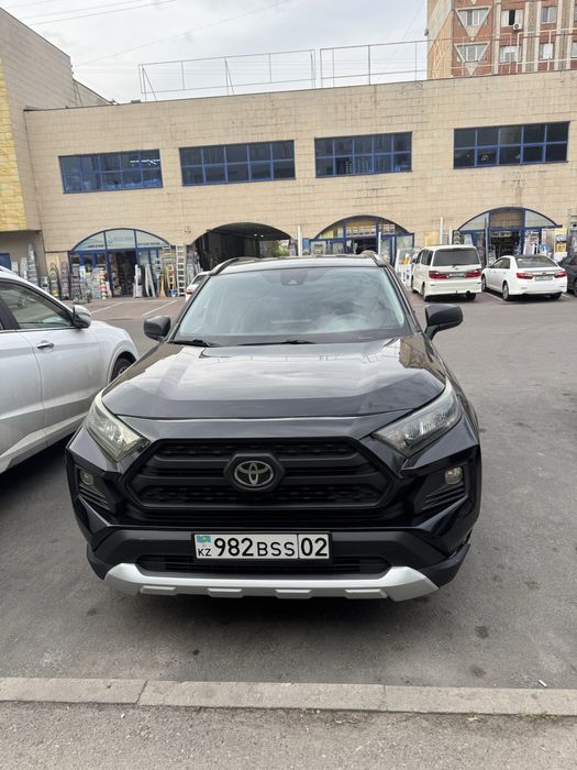 Бампер rav4 50 в сборе