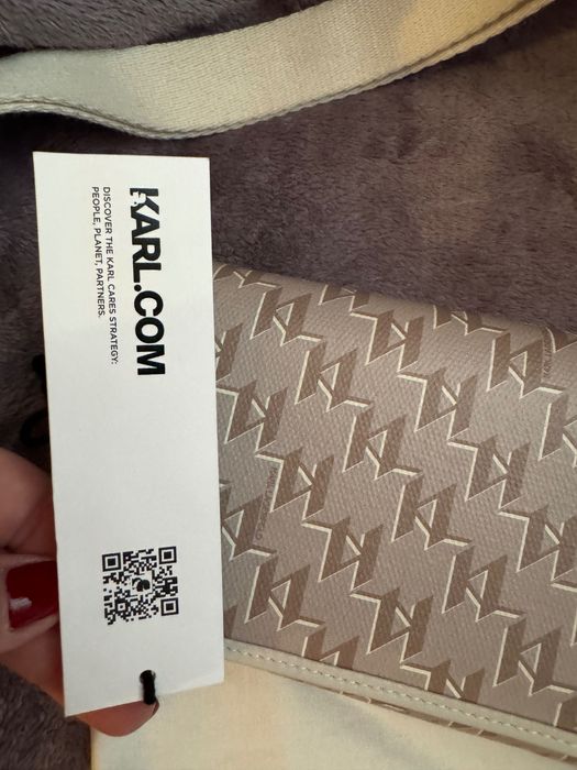 Чантичка нова Karl Lagerfeld