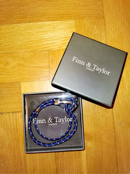 Бижу Гривна с котва Finn & Taylor от синьо червено въже стомана 2бр.