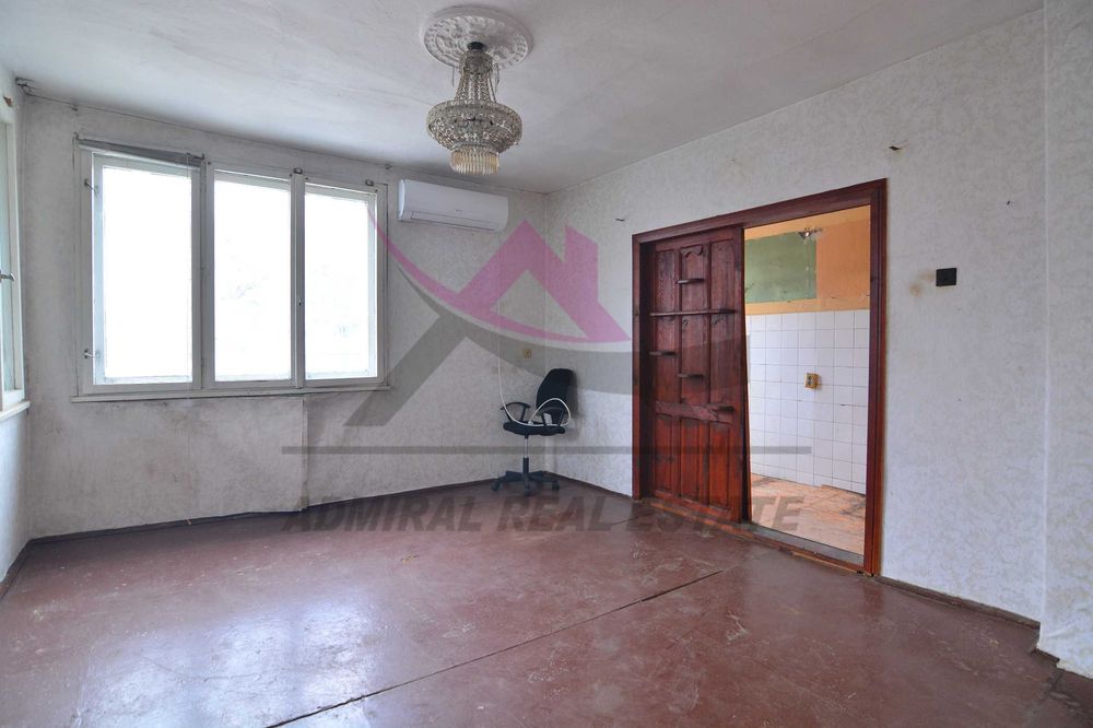 Продава се Къща в Варна, Левски - 150 кв.м за 1100 €/кв.м - Снимка #3