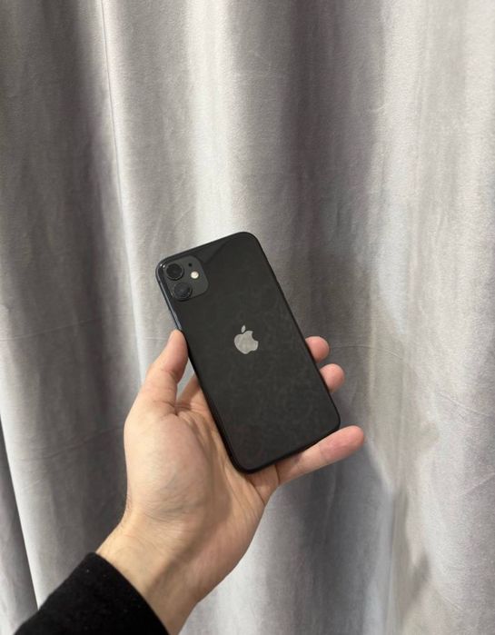 Продам iPhone 11 64gb идеал