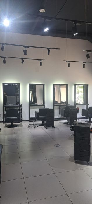 Сдаётся парикмахерское кресло в аренду