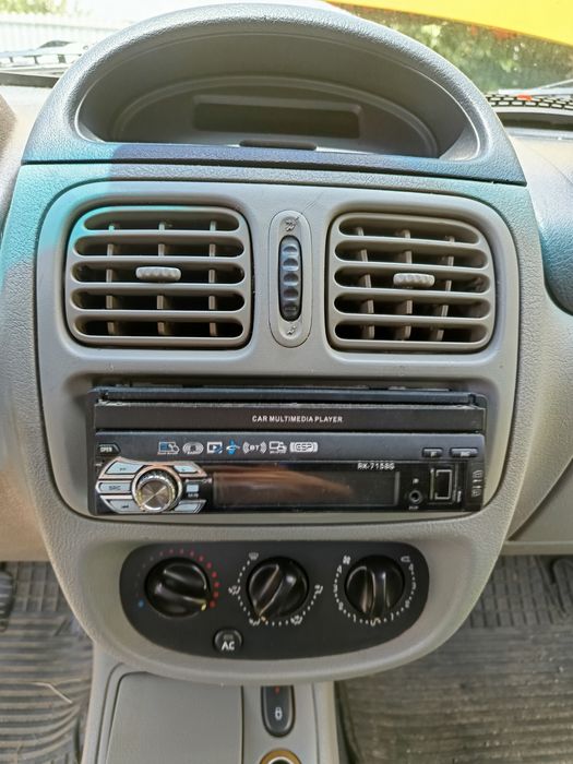 Renault Clio 1.5