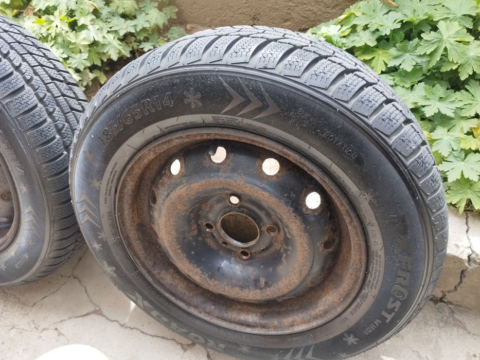 Чифт 14ки зимни гуми